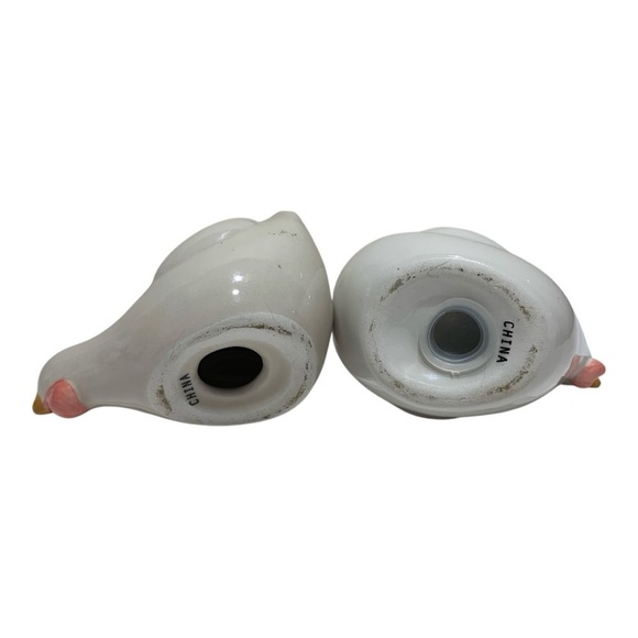 Vintage Ceramic Chickens Salt & Pepper ShakerSet - Picture 4 of 4